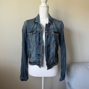 American Eagle Cropped Denim Jacket Trucker Ranch Size Medium Fitted Medium Wash